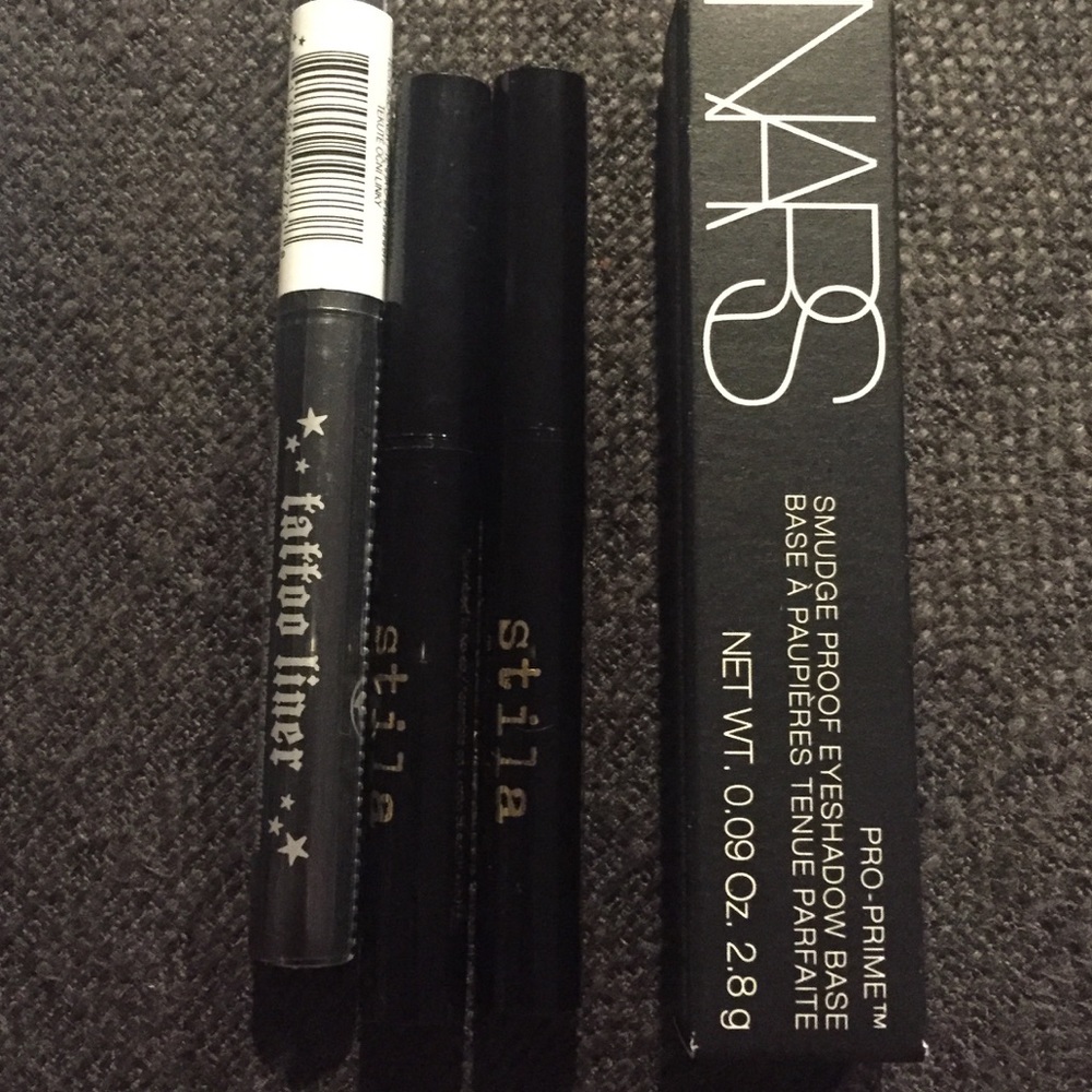 Eyeliner/eye primer bundle